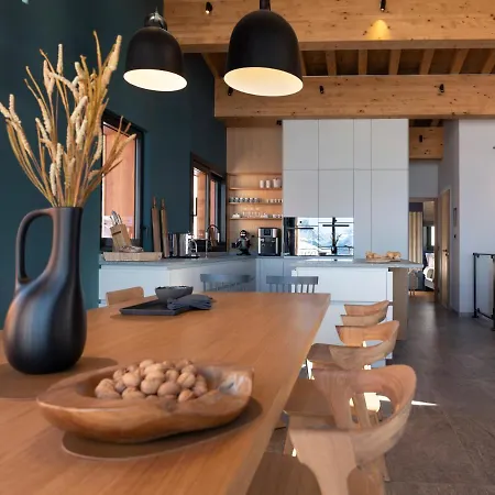 Arc 1800 : Chalets Mille8 *